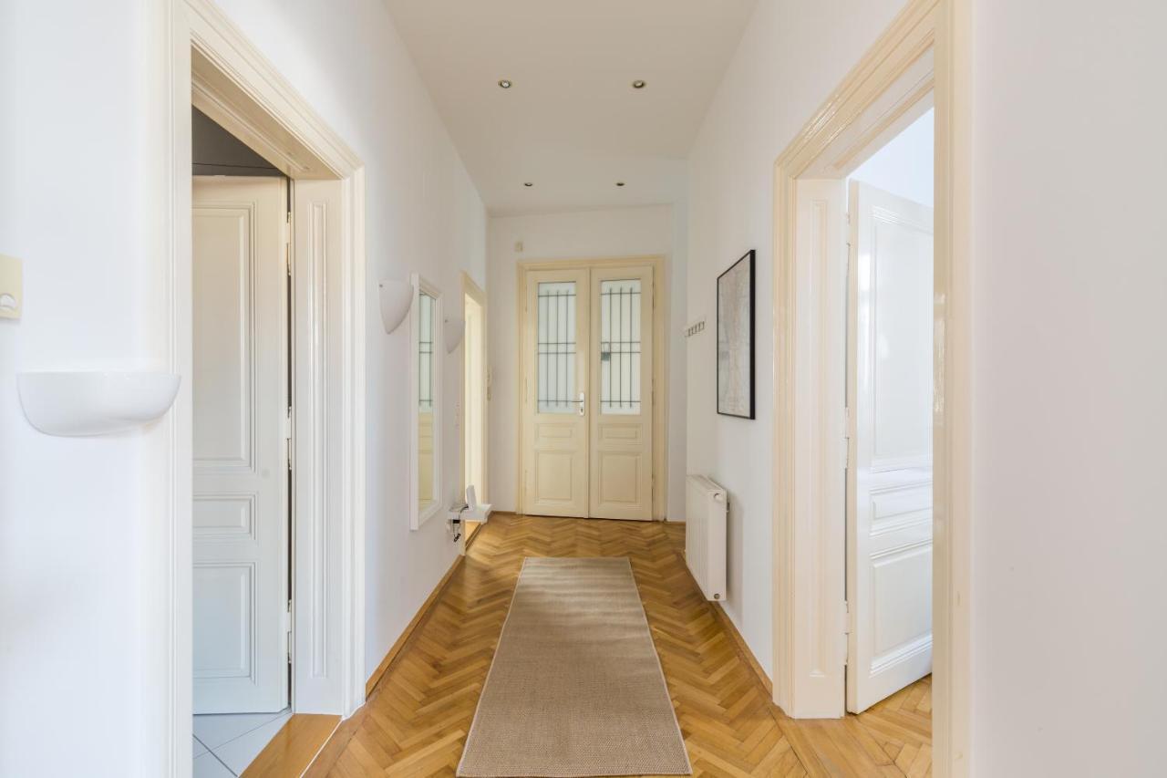Grand Viennese Residence ภายนอก รูปภาพ